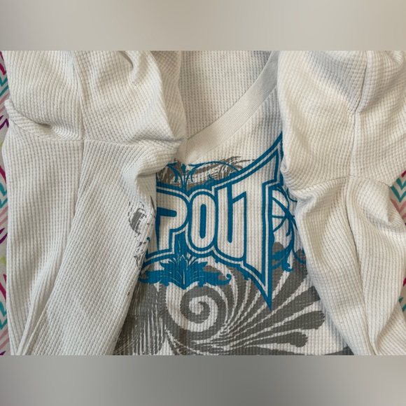 Top Out Sz L Long Sleeve V-Cute - Picture 3 of 5